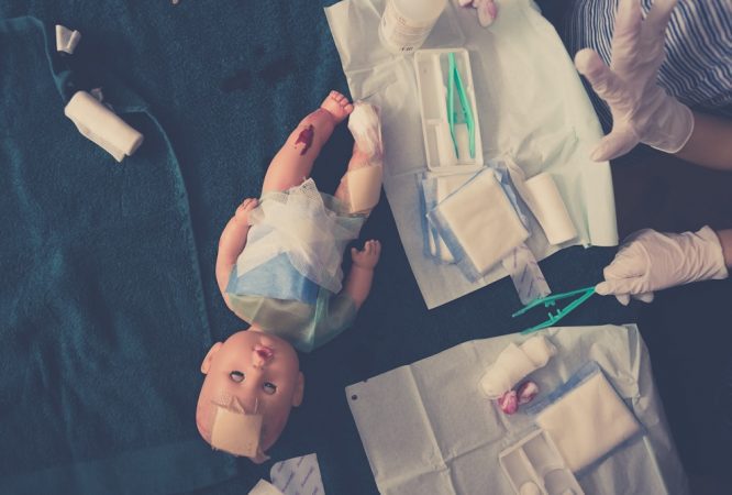 Padres y Futuros Papás: Preparados para una Emergencia en Bebés